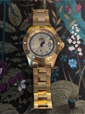 Invicta Gold Tone Men’s Bracelet Watch with Cream Dial